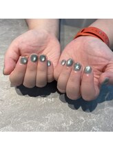 リッシュ(RICHE)/水滴ネイル