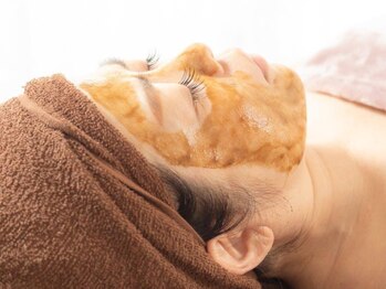 ルアナ(Luana)の写真/【話題のハーブピーリングメニューあり◎】ターンオーバーを促進し、お肌本来の美しさを引き出すお手伝い♪