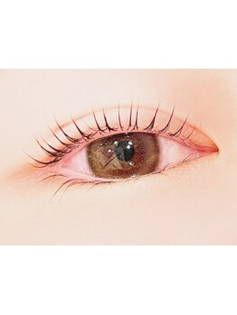 ナチュラル上品な目元にしたい