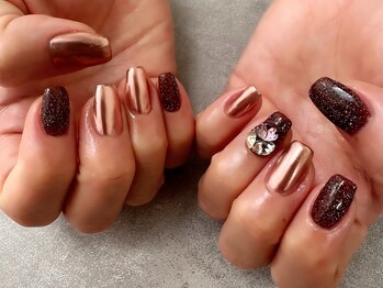 エムスラッシュ ネイル センター北店(M.SLASH)/フラッシュネイル×ミラーネイル