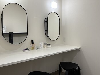 オーケー(OKAY)/スタジオ内観【ピラティス】