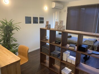 ワンケーヴ(onecave)の写真/【スピーディーな施術が◎】お仕事終わりに立ち寄れる!完全個室の落ち着いた空間で気になる箇所の脱毛を♪