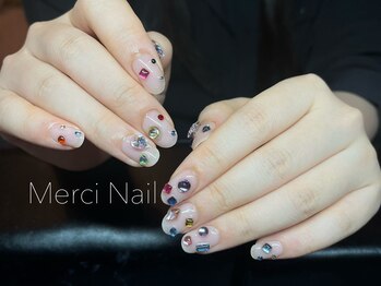 メルシー(Merci)/人気のキラキラワンホンネイル