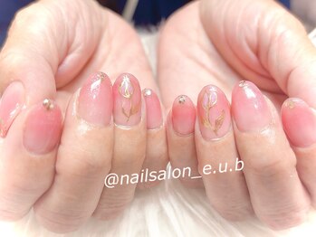 イーユービー(E.U.B)/チューリップネイル