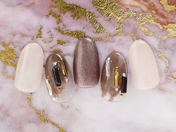 シャックジュール ボゥ(ChaqueJour Beau)/