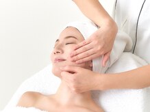 グレース 新宿店(GRACE BEAUTY SALON)/引き上げながら保湿美容致します