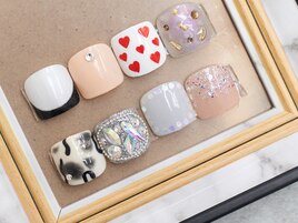 フットジェルネイル　親指アート