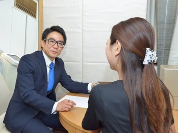 エムディーエスエー(MDSA)の写真/【メンズ電気脱毛専門店】白髪や光系脱毛の残り毛もスッキリ☆開業15年!熟練スタッフが10分50～150本脱毛!