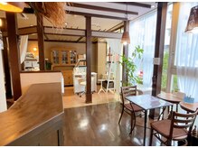 落ち着いた雰囲気の店内です