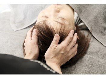 シュエット(chouette)の写真/頭蓋骨調整付き本格ヘッドスパでリフレッシュ☆熟練スタッフが頭の凝りをほぐし、疲労回復へ導きます♪