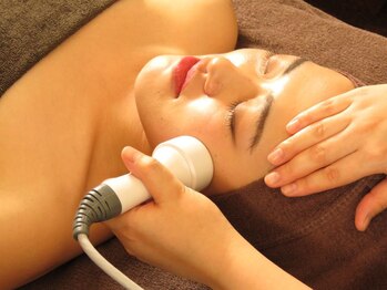 アルビス(ARVISS)/お顔の筋肉コリにもおすすめ