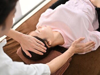 かたぎはら鍼灸整骨院の写真/首肩のつらさを改善したい方にプロの施術で、日頃のあなたの辛い首・肩をケアしてスッキリ◎