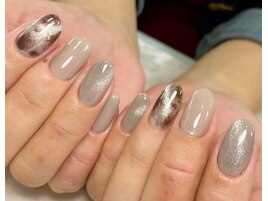 秋のマグネットネイル