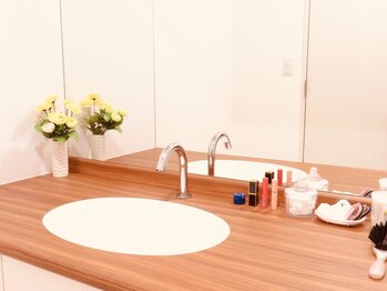 美庵 荻窪店/綺麗なパウダールーム完備