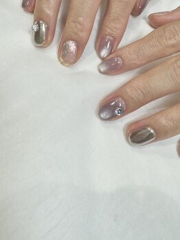 シーネイルデザイン(SiiNailDesign.)の写真/短い爪でも可愛いデザインを豊富にご用意♪オフィスでも◎大人気No1豊富なデザインから選べるジェル¥7000～