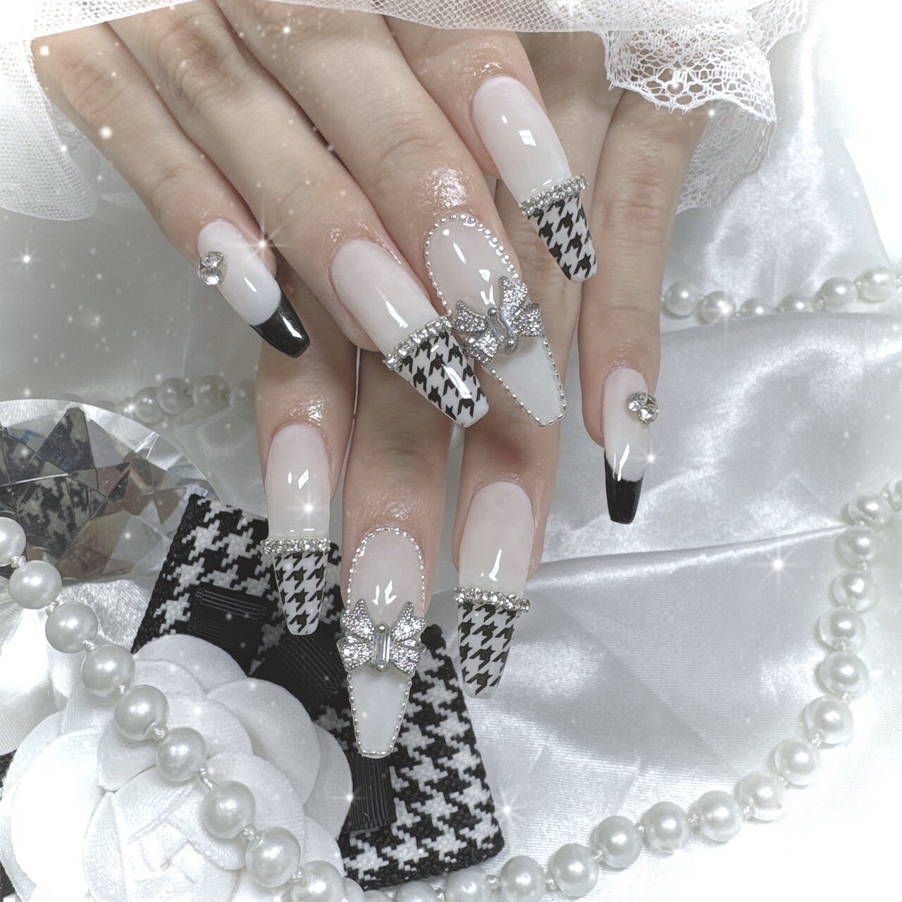 【オーダー専】 冬 ツイード 量産型 千鳥柄 シルバー クリスマス ネイルチップ 冬ネイル☆千鳥柄ネイル Winter Houndstooth Nail Art Tutorial