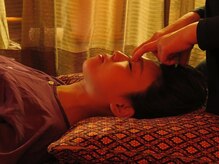 アール ピースア(R pii-suer)/ヘッドマッサージ　恵比寿　頭