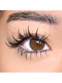 GOOD EYE TOKYOの写真/お人形のようなドールEYEが大人気☆上下セットで目の縦幅を強調し、印象的な理想の愛され目元へ導きます！