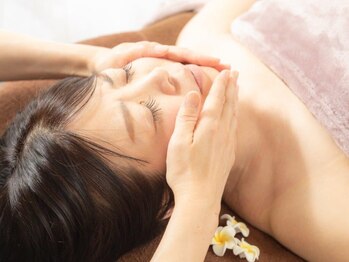 ルアナ(Luana)の写真/毛穴洗浄と一緒にお肌に必要な美容液を届けます♪くすみ改善・お肌全体のトーンアップにも効果的です◎