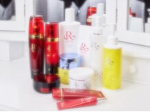 サロンドキャヴィ(Salon de Cavi)/