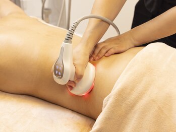 モアビューティー(MORE BEAUTY)/ラジオ波とキャビテーション