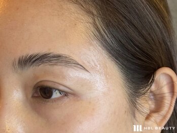アイコン(iCON)の写真/【包まれるソファで極上のひととき…】1席のみのお洒落サロン。実力派スタッフによる垢抜け眉毛でお洒落顔