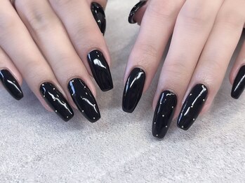 ブラック×ドットネイル♪