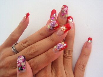 ３Dフラワーのフレンチデザイン