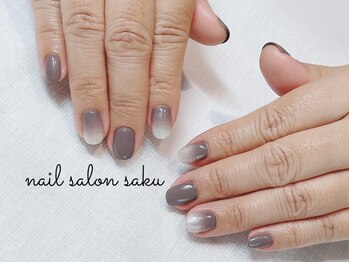 サク(saku)/持ち込み/白グラデーション