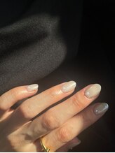 ジェンナ(Jenna)/ホワイトミラーネイル