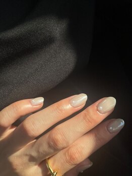 ジェンナ(Jenna)/ホワイトミラーネイル