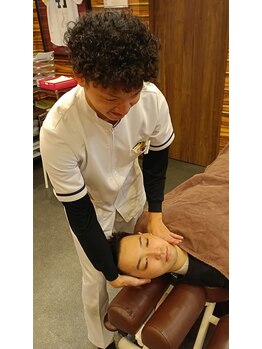 茨木ゆがみ整骨院/寝違い