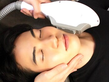 ハーブピーリング&毛穴洗浄専門店 肌REVO 高田馬場店[ニキビ/毛穴/たるみ/美白/シミ]/高田馬場　メンズひげ脱毛