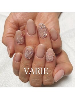 ヴァリエ(VARIE)/クリスタルピクシーネイル