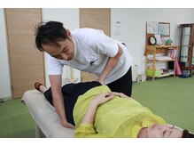 緑の杜整体院/施術の様子