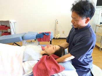 ツジモト健康カイロプラクティック/手技の最終調整