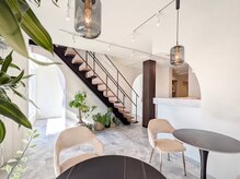 エムストック(M-stock)/待合室