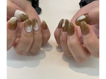 キルナリビング(kiruna living)/アシンメトリーネイル