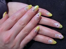 オーロラ(AurorA)/３Dフラワーのフレンチデザイン