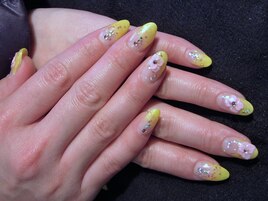 ３Dフラワーのフレンチデザイン