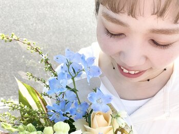 クーイー ジリーアイ(cooey. gillyeye)/どんな角度も可愛く