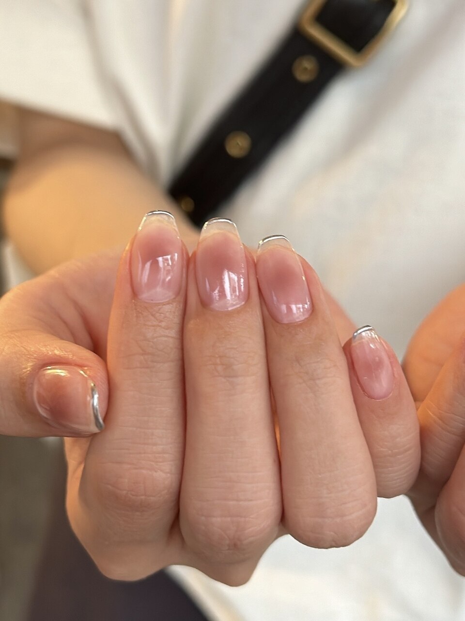 EVER NAIL ベージュ シルバー フレンチネイル EVER NAIL ベージュ シルバー フレンチネイル