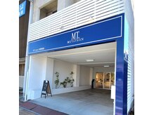 アクアウォーク大垣の東側、青い看板が目印です