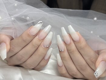 シアーホワイトネイル