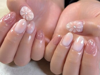 アール 海老名店(R)/ぷっくりフラワーネイル