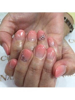クリスタルネイル ボンベルタ橘店(CRYSTAL NAIL)/グラデーションネイル