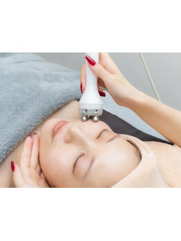 ホウレイ線・たるみ改善！予防ケア