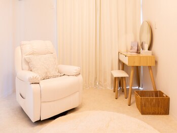 サロン モア(salon more.)