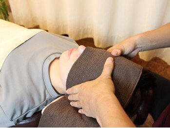 ティーエイチシー 整体 アロマサロン アネックス(THC Annex)の写真/[吉祥寺駅/高技術]スマホ疲れによる眼精疲労の改善に◎《ドライヘッドスパ&首肩30分+症状改善ほぐし30分》