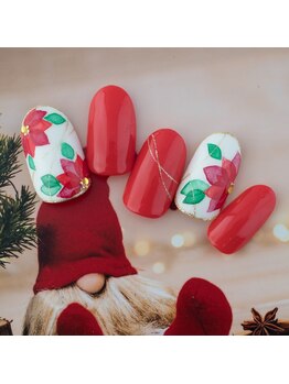 ラ カゼッタ(La casetta)/手描きポインセチアネイル